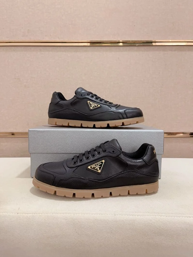 Efficient Prada Low Shoes 35589