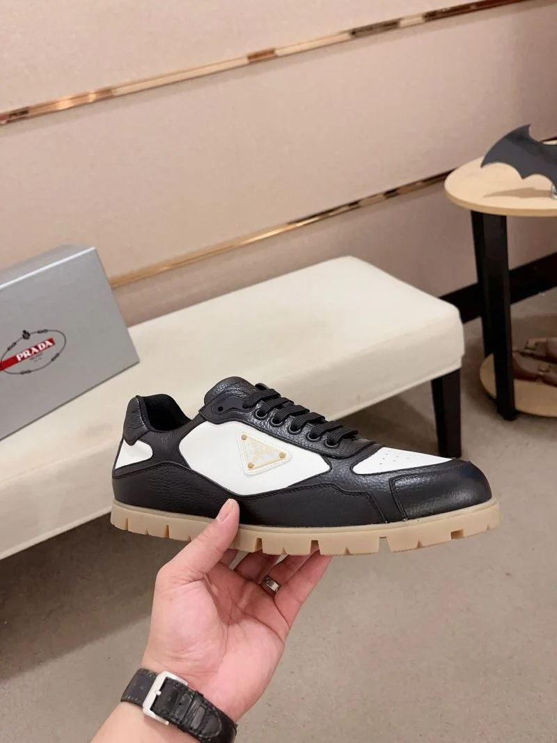ModernLook Prada Low Shoes 35585