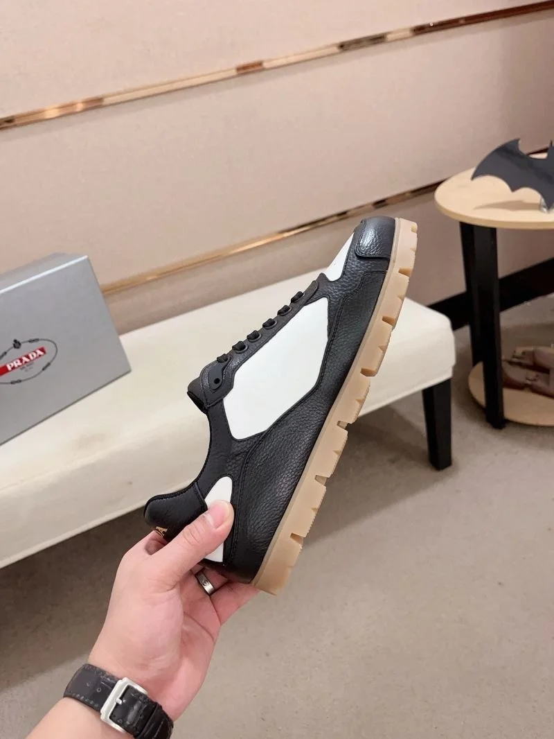 ModernLook Prada Low Shoes 35585