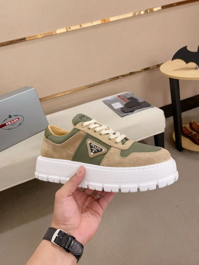 Prada Low Shoes Casual 35558