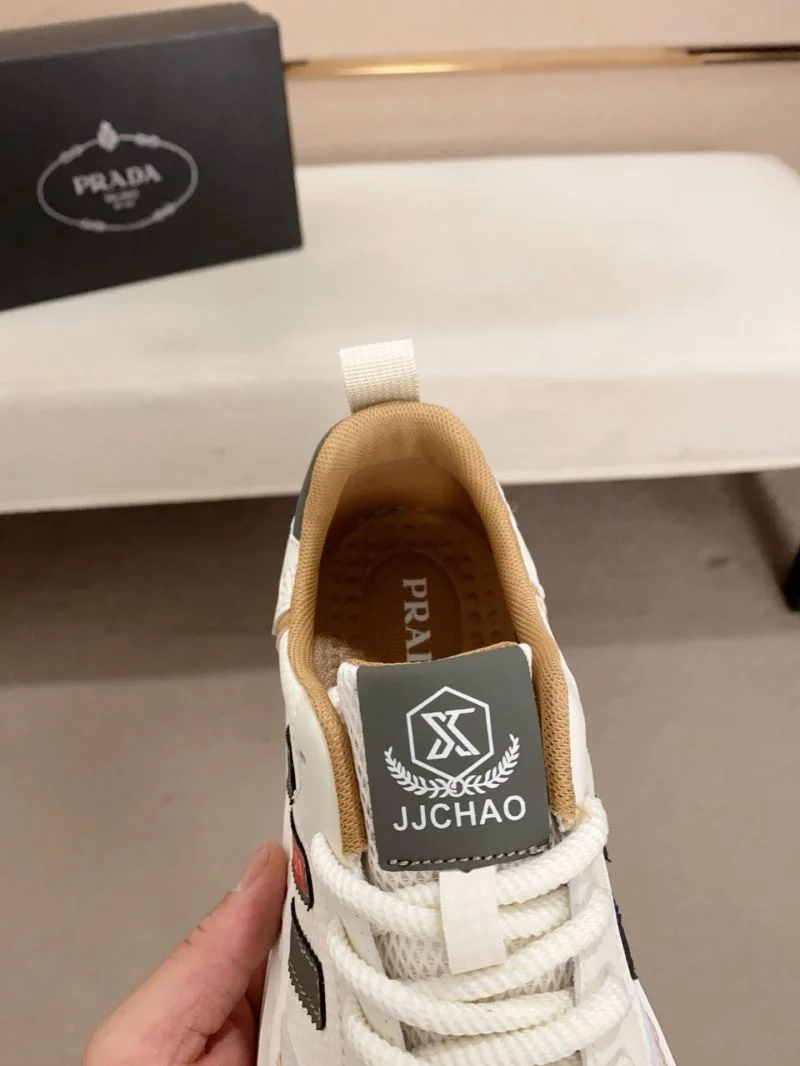 Prada Low Shoes Chic 35575