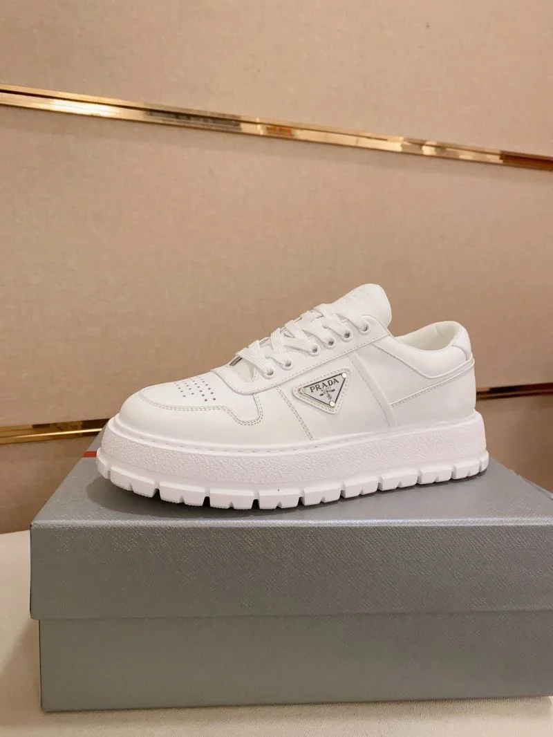 Prada Low Shoes Compact 35556