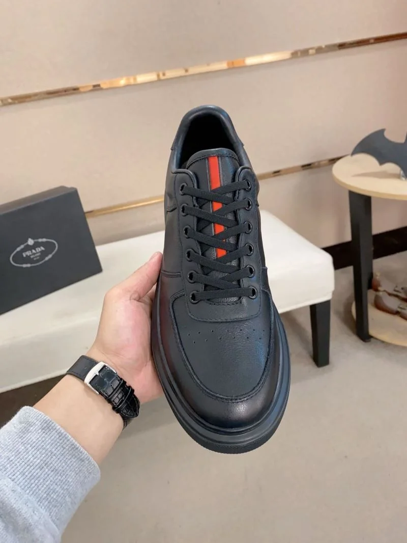 Stretchable Prada Low Shoes 35560