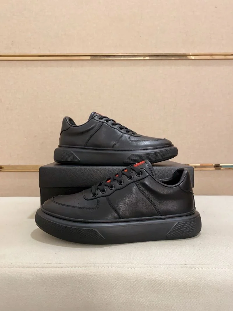 Stretchable Prada Low Shoes 35560