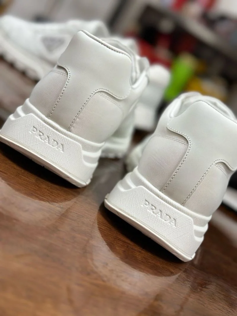 Prada Low Shoes FreshLook 35559