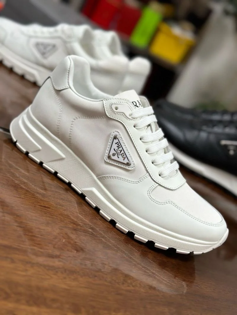 Prada Low Shoes FreshLook 35559
