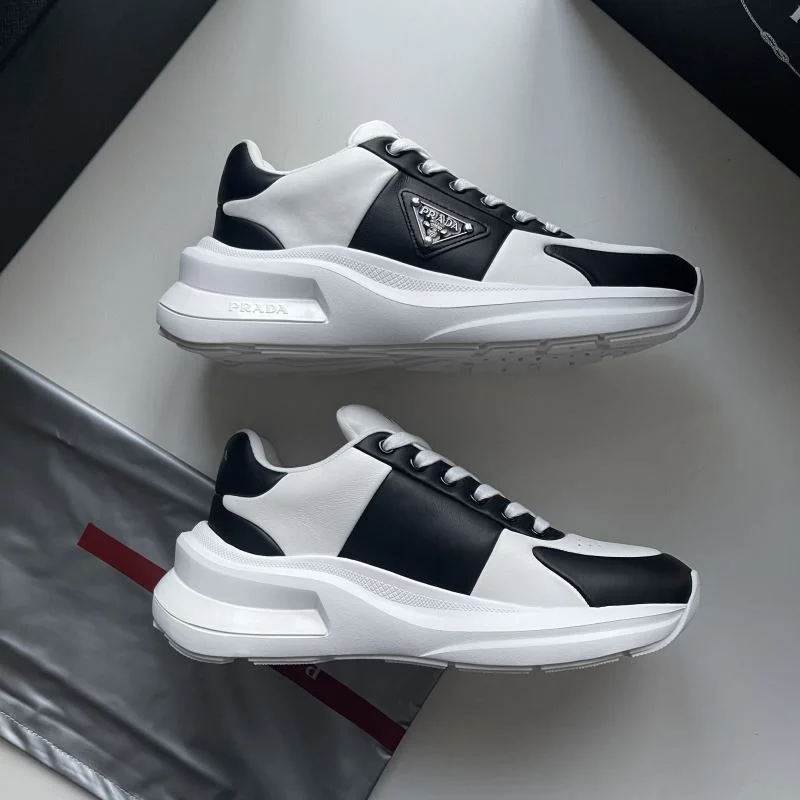 Attractive Prada Low Shoes 35554