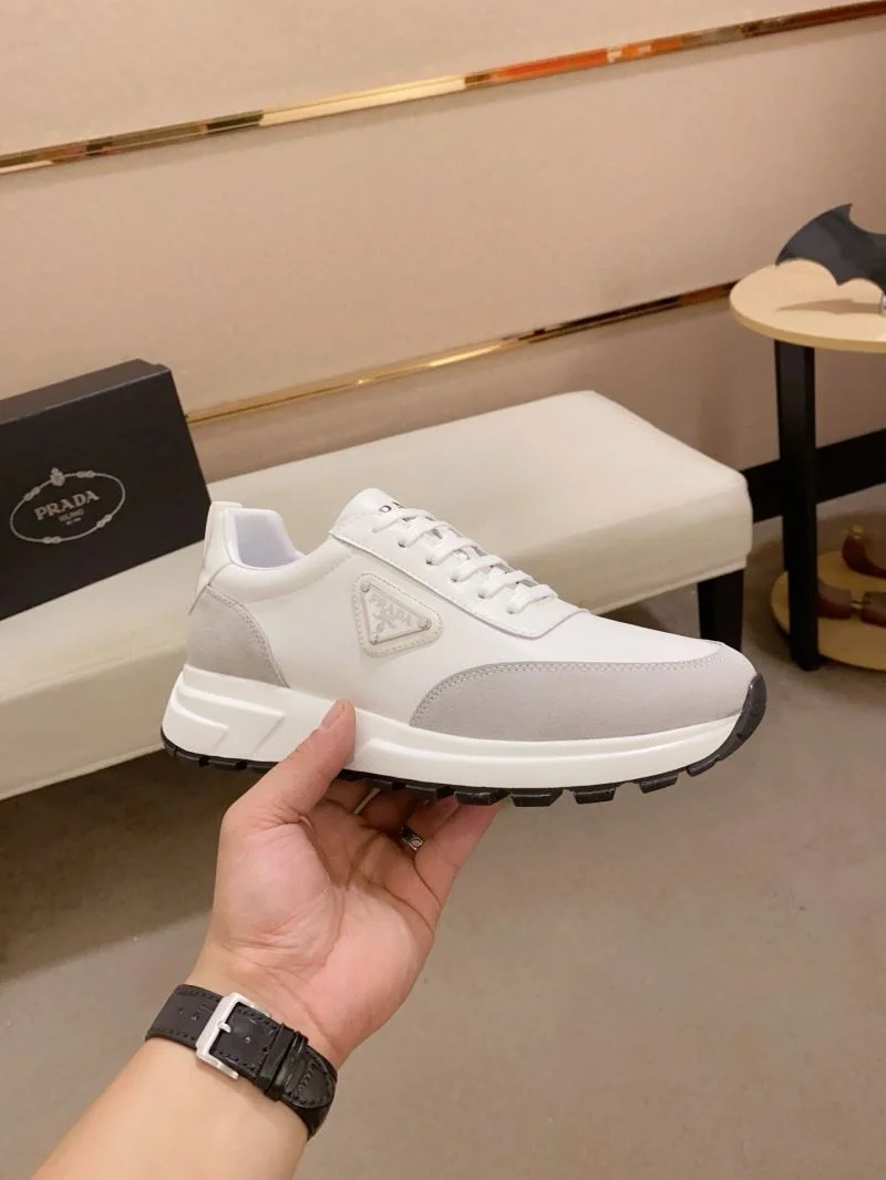 Lightweight Prada Low Shoes 35546