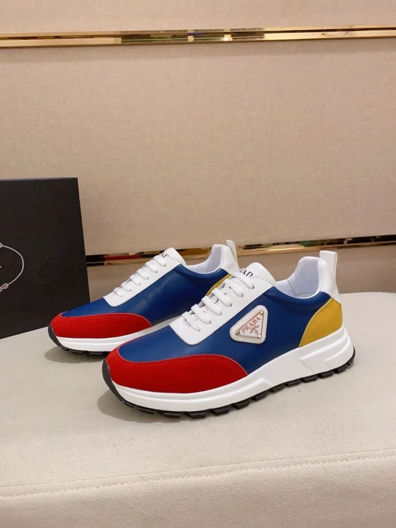 Prada Low Shoes ZipUp 35562