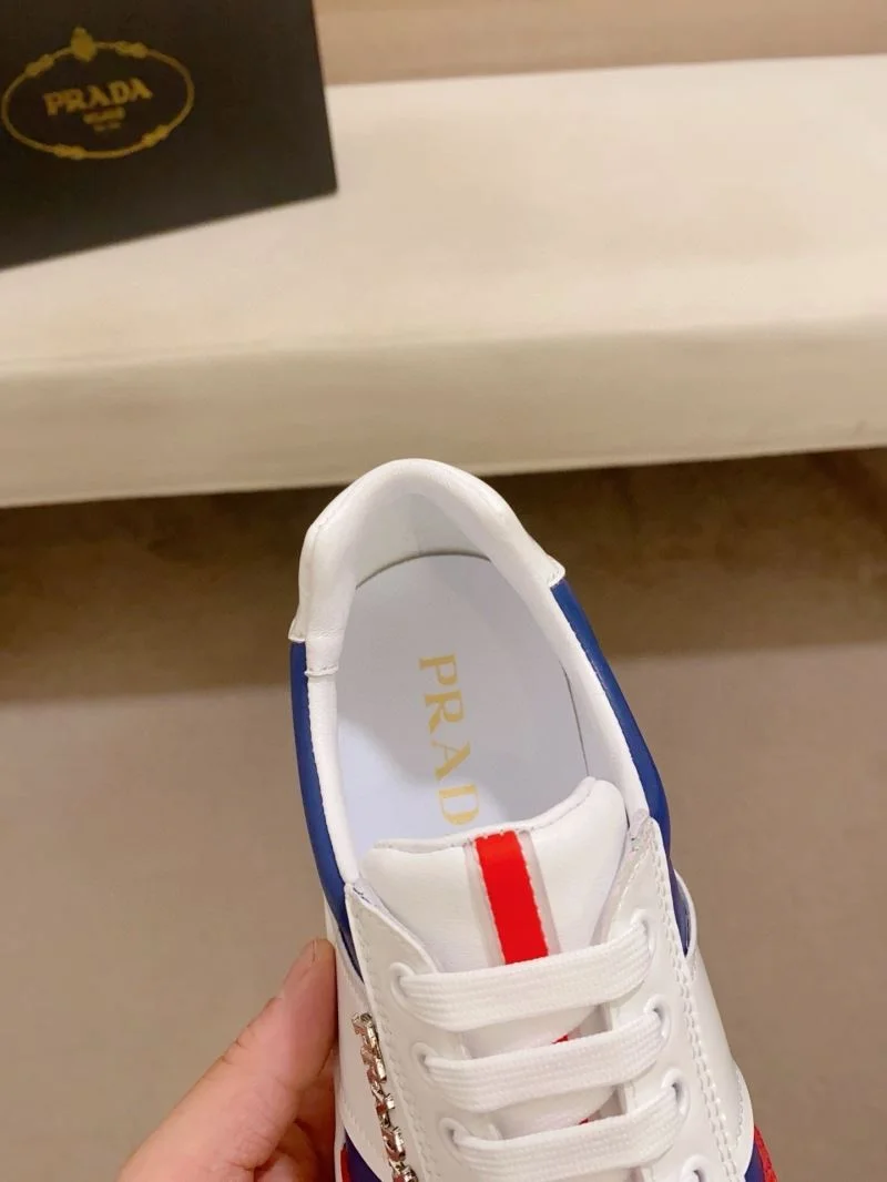 Unique Prada Low Shoes 35551