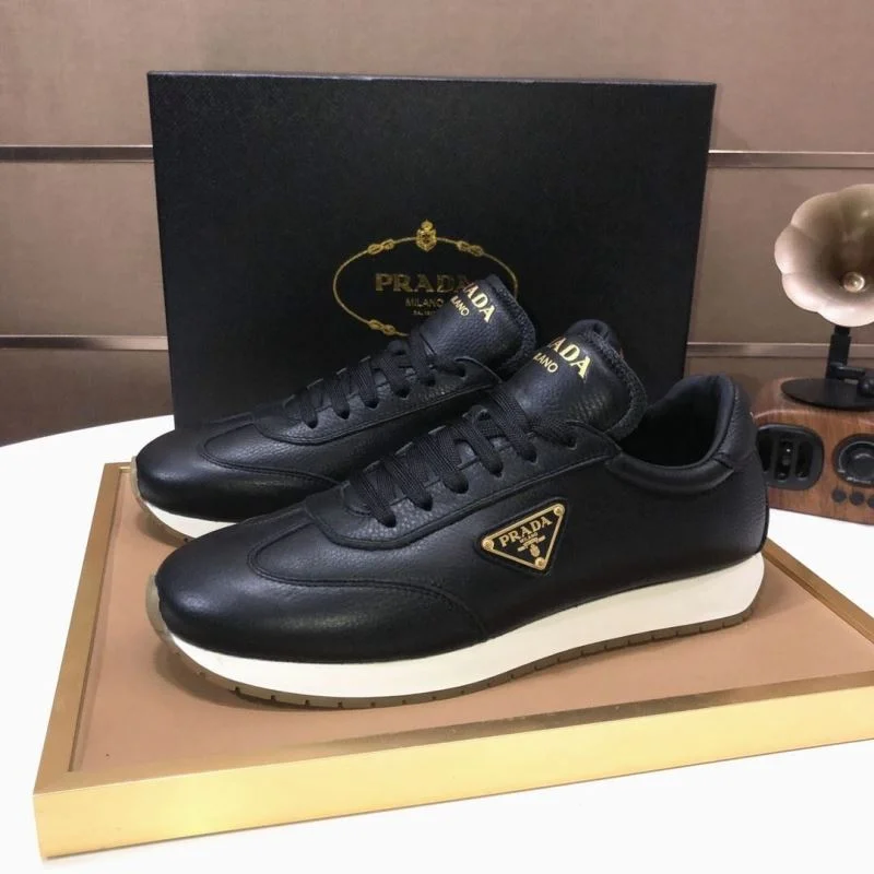 Lightweight Prada Low Shoes 35549