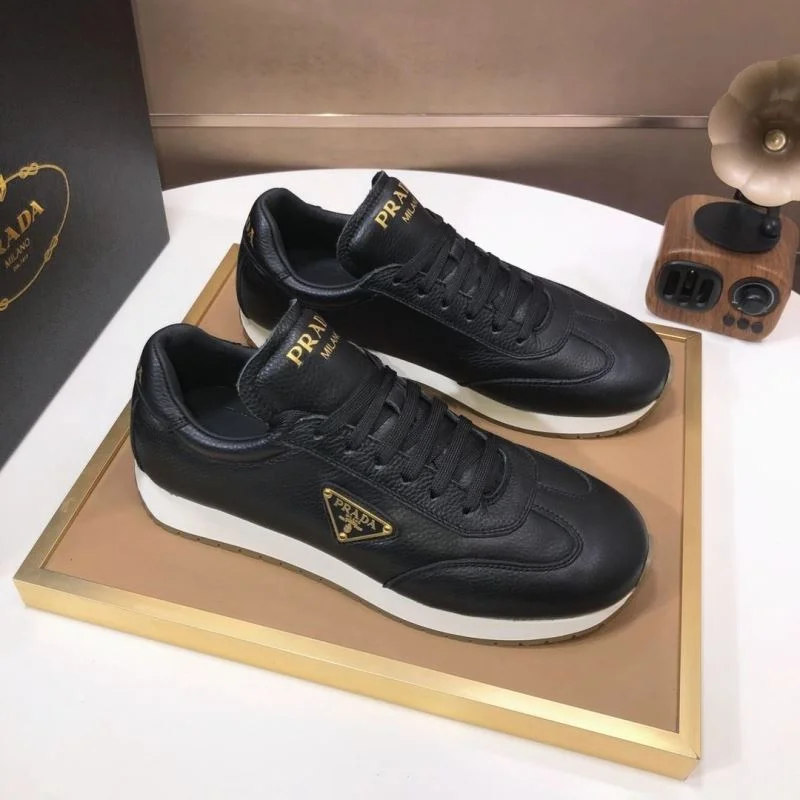 Lightweight Prada Low Shoes 35549