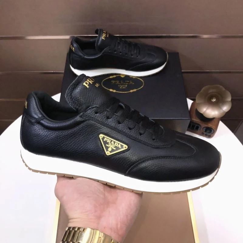 Lightweight Prada Low Shoes 35549