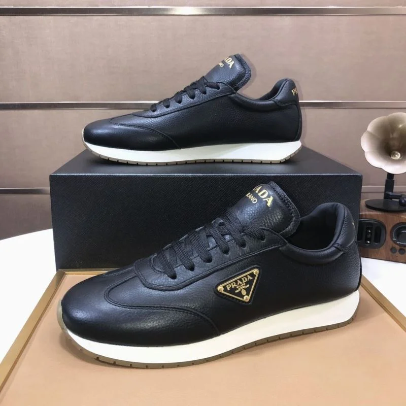 Lightweight Prada Low Shoes 35549