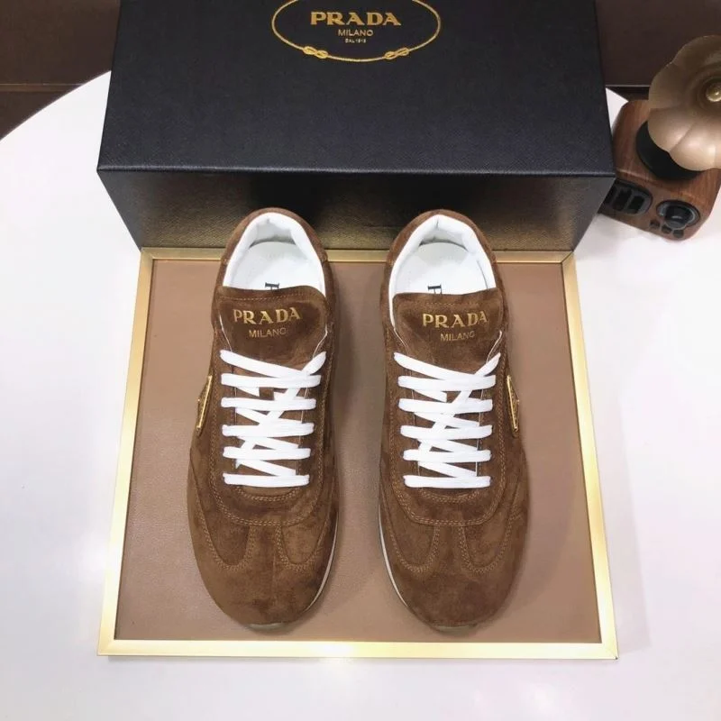 Flexible Prada Low Shoes 35547