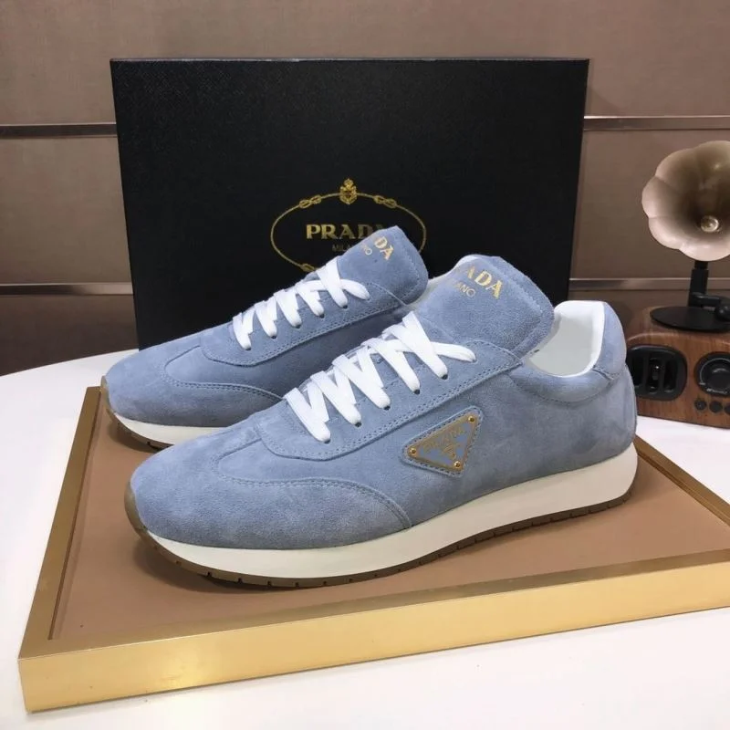 Modern Prada Low Shoes 35542