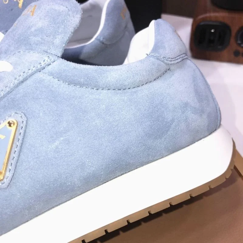 Modern Prada Low Shoes 35542
