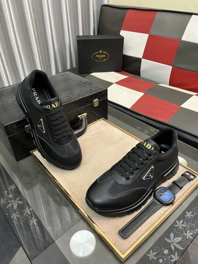 Lightweight Prada Low Shoes 35540