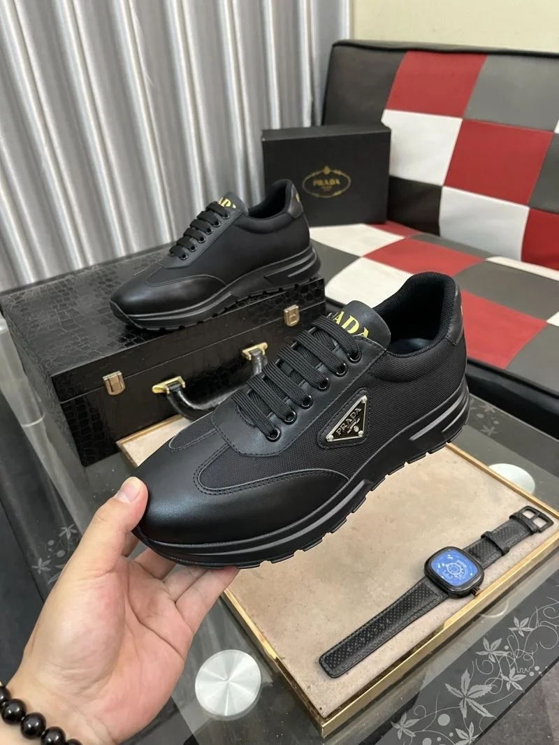 Lightweight Prada Low Shoes 35540