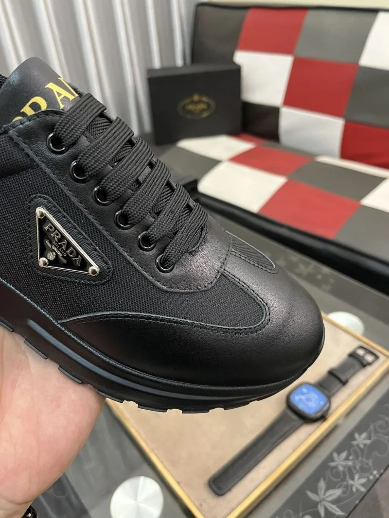 Lightweight Prada Low Shoes 35540