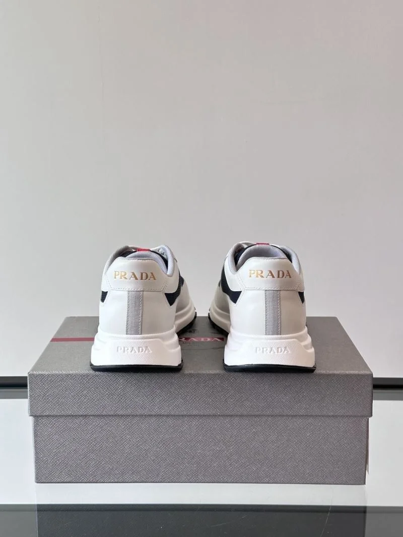 Prada Low Shoes Effortless 35523