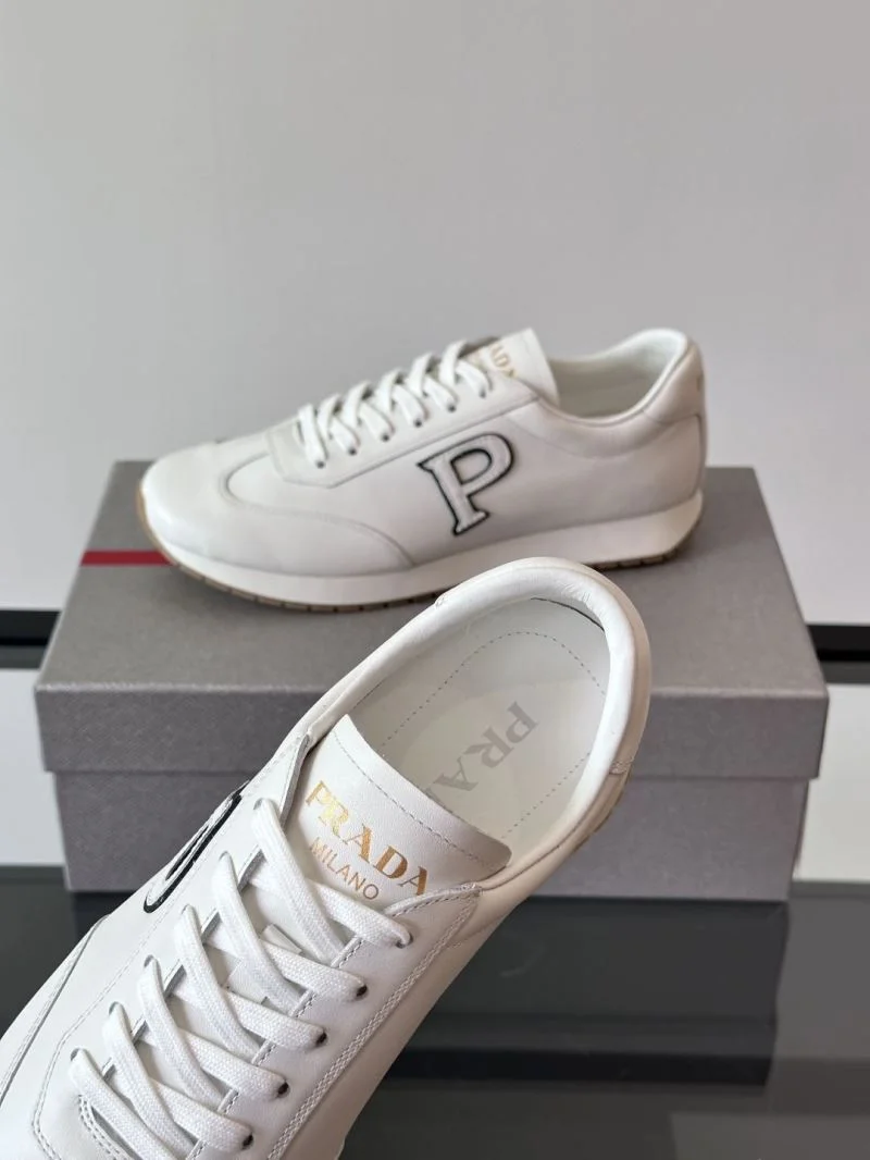Bright Prada Low Shoes 35527