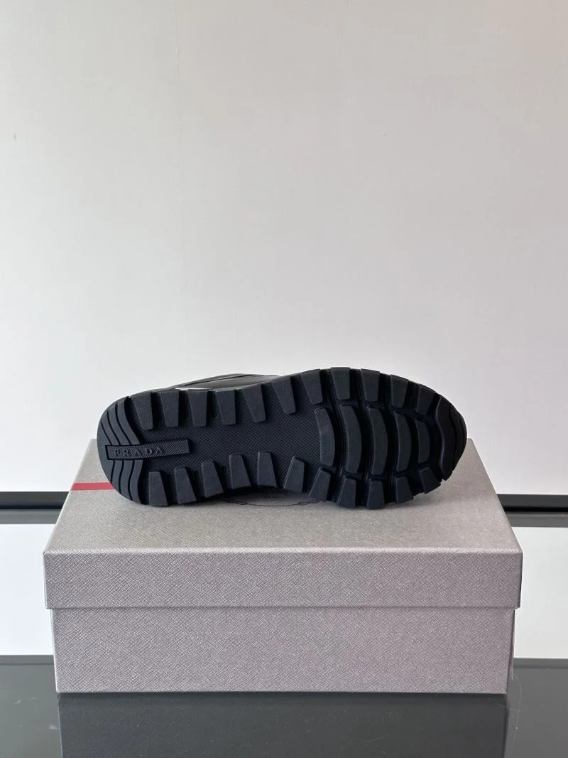 Soft Prada Low Shoes 35530