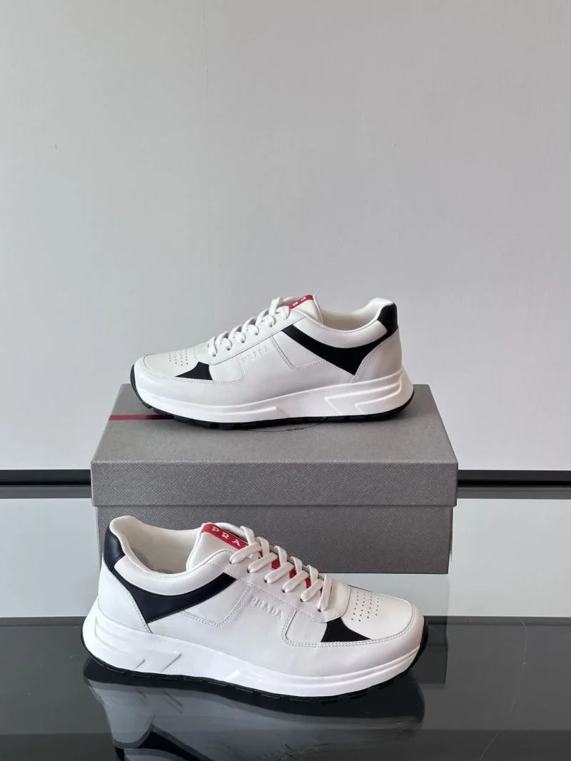 Trendy Prada Low Shoes 35522