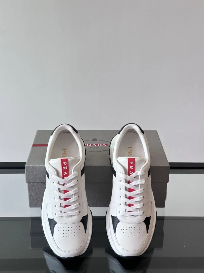 Trendy Prada Low Shoes 35522