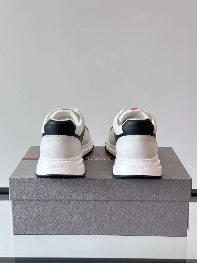 Trendy Prada Low Shoes 35522