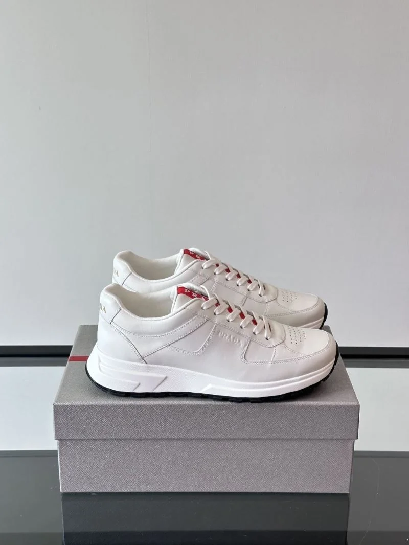 Original Prada Low Shoes 35526