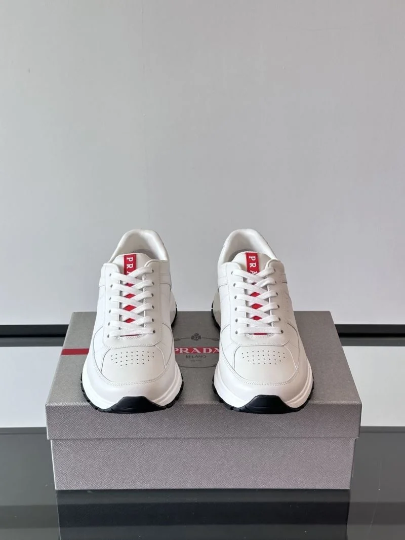 Original Prada Low Shoes 35526