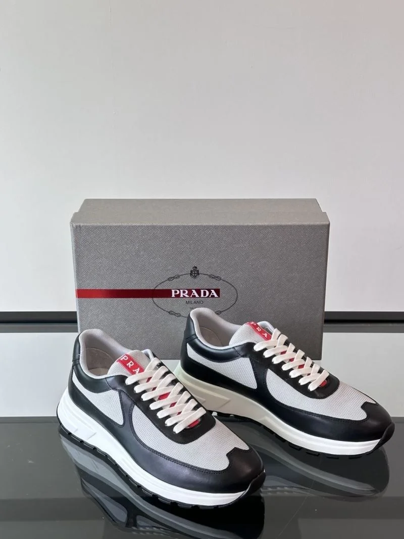 Durable Prada Low Shoes 35512