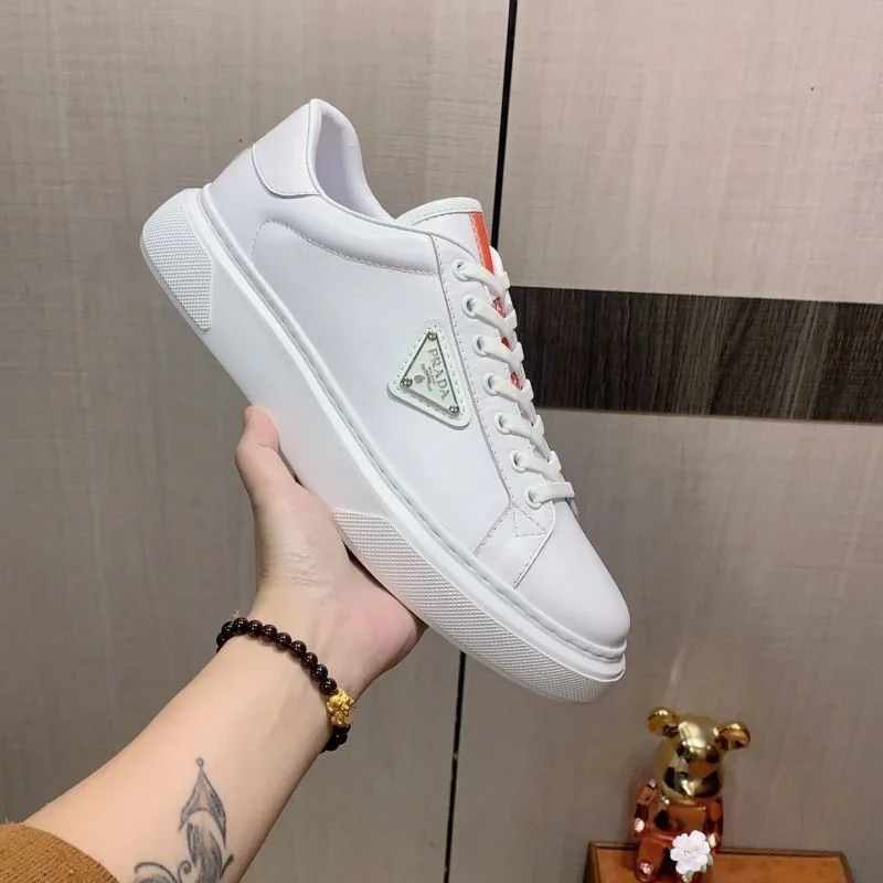 Prada Low Shoes Snug 35514