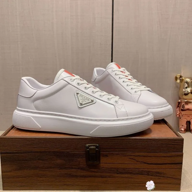 Prada Low Shoes Snug 35514