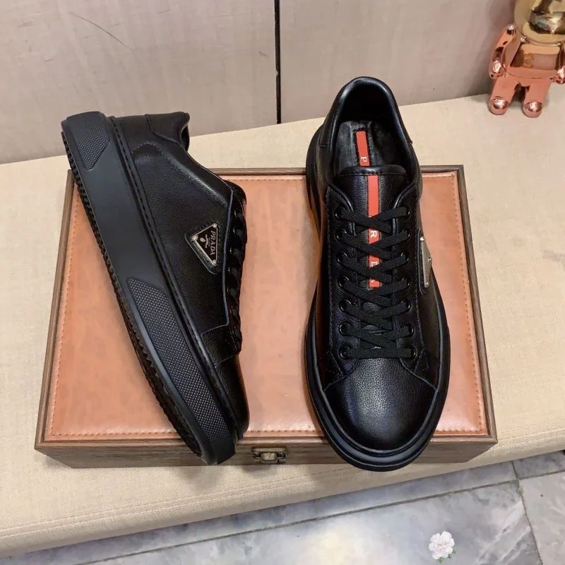Modern Prada Low Shoes 35506
