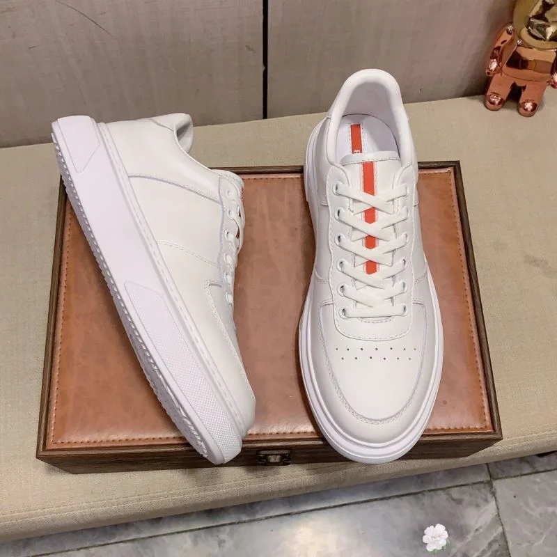 Prada Low Shoes Breathable 35537