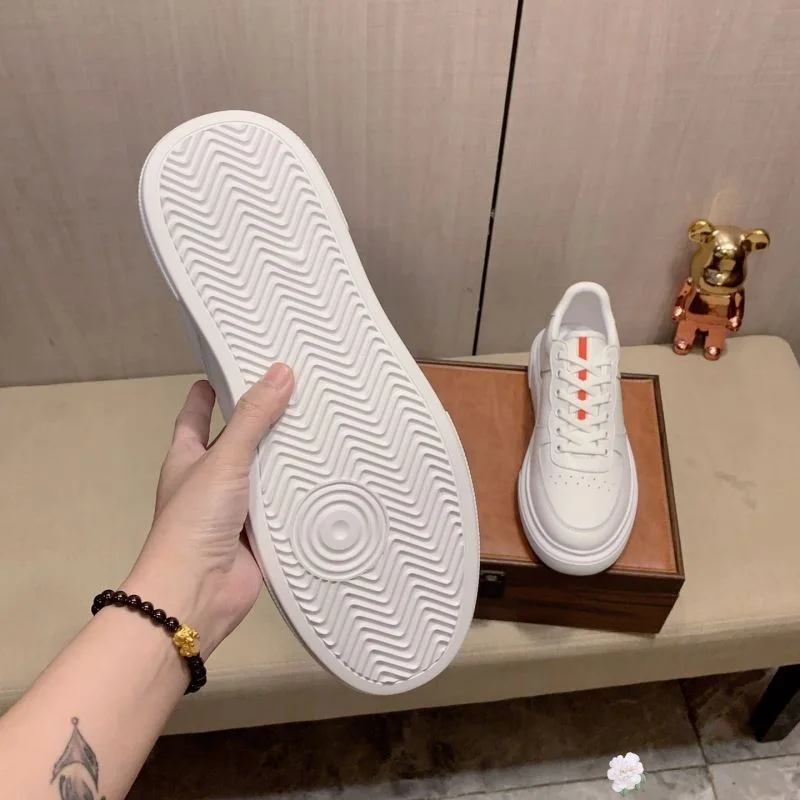 Prada Low Shoes Breathable 35537