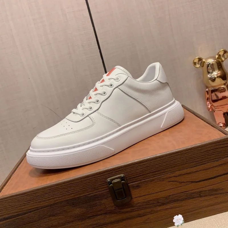 Prada Low Shoes Breathable 35537