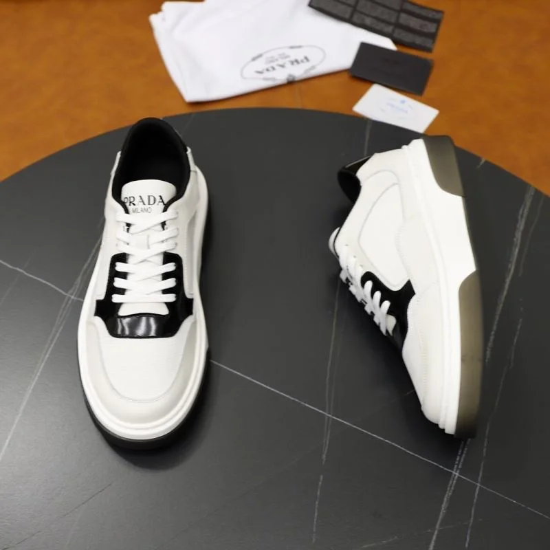 Prada Low Shoes Effortless 35515