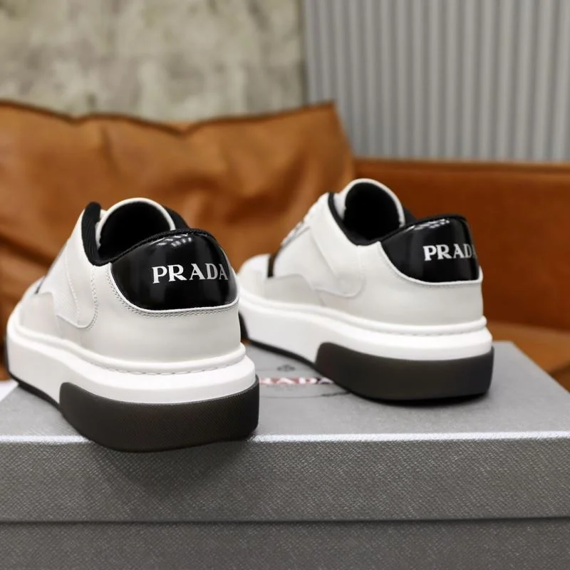 Prada Low Shoes Effortless 35515