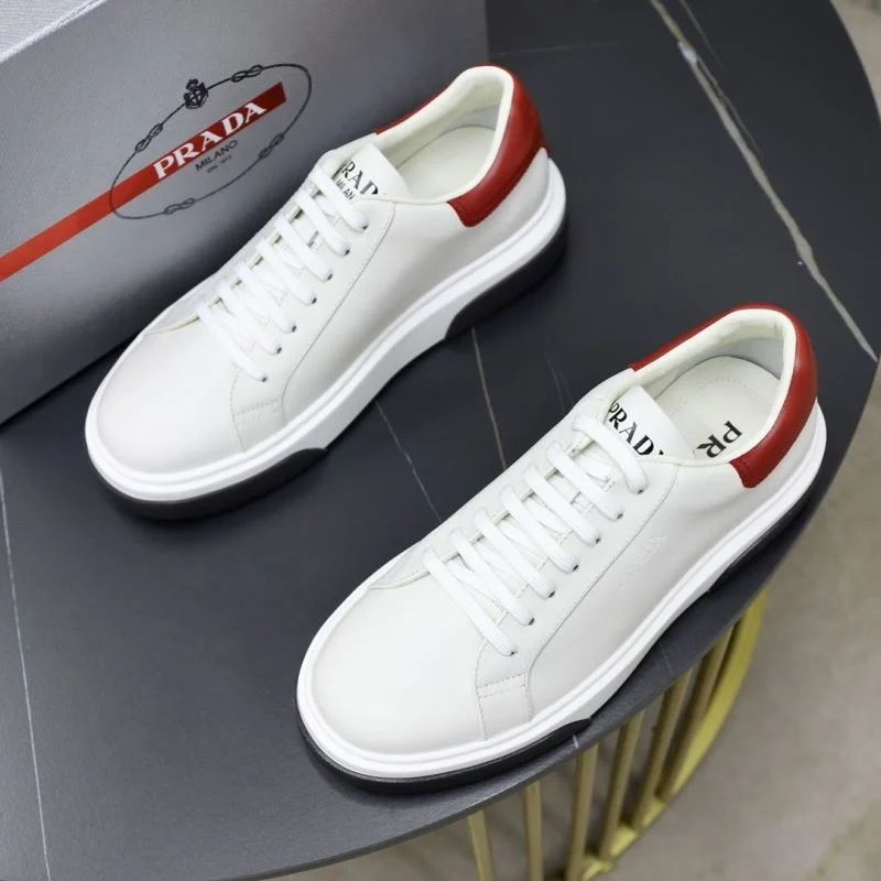 Fashionable Prada Low Shoes 35500
