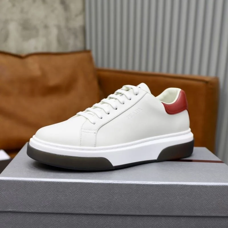 Fashionable Prada Low Shoes 35500