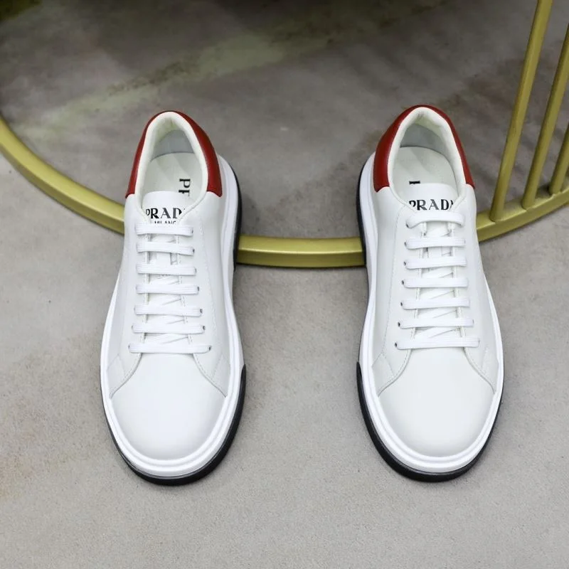 Fashionable Prada Low Shoes 35500