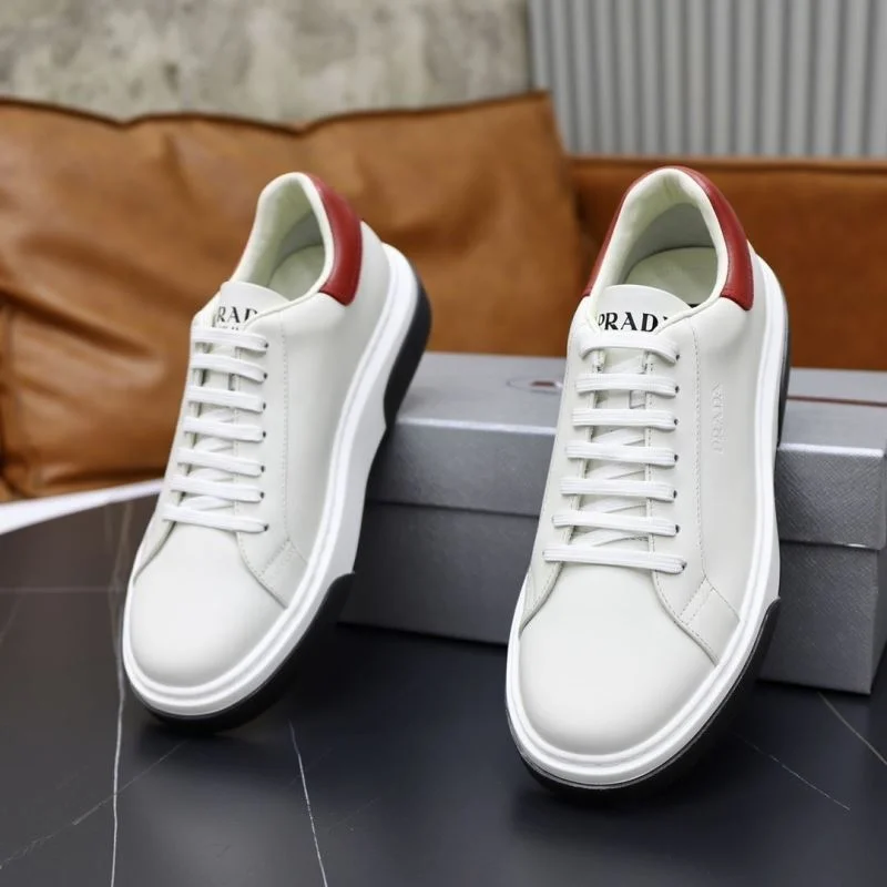 Fashionable Prada Low Shoes 35500