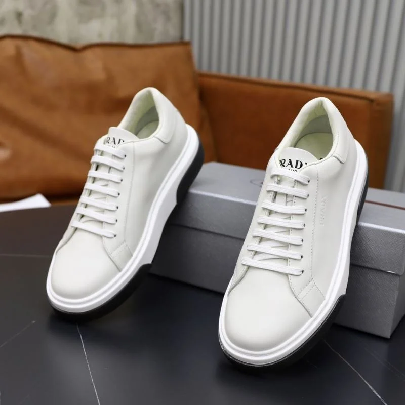 Prada Low Shoes SoftTouch 35502