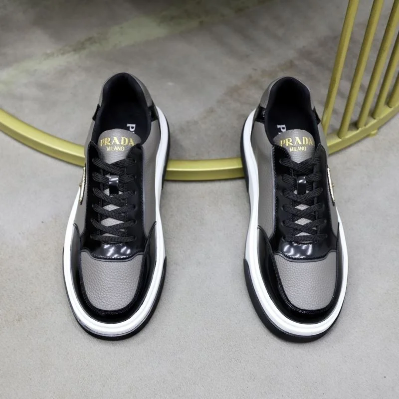 Prada Low Shoes TravelReady 35479
