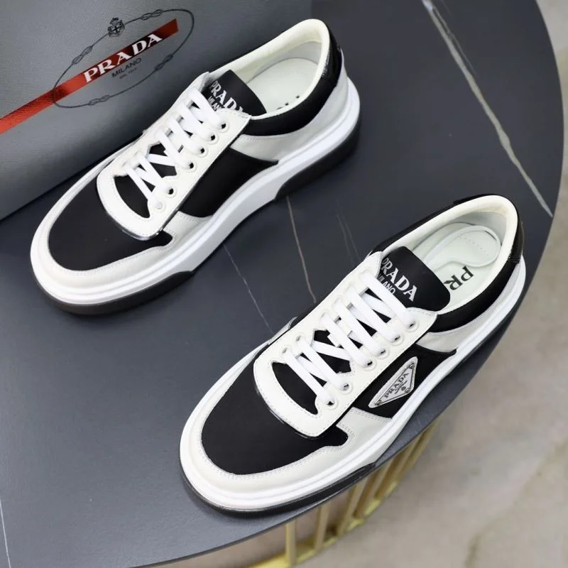 Prada Low Shoes TravelReady 35489
