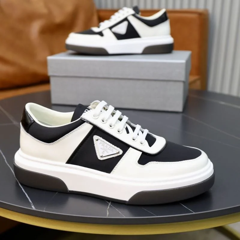 Prada Low Shoes TravelReady 35489