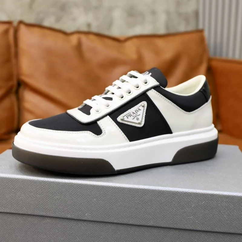 Prada Low Shoes TravelReady 35489